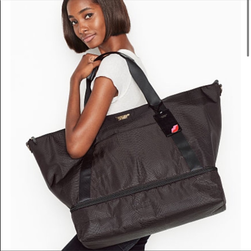 Victoria Secret Getaway overnight bag